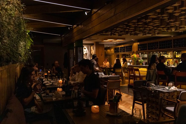 Wood Lounge Bar & Restaurante  (5).jpg
