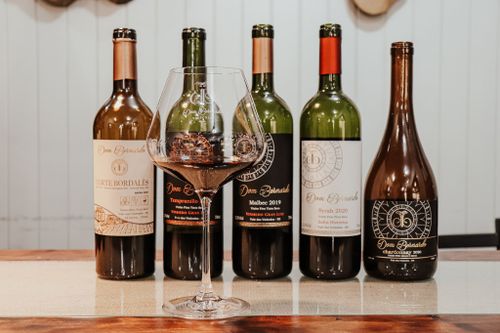 Cover - Degustação de 5 vinhos na vinícola Dom Bernardo